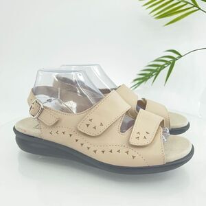 Hotter England Women's Easy Sandal Size 9.5 Ivory White Leather Multi Strap Flat